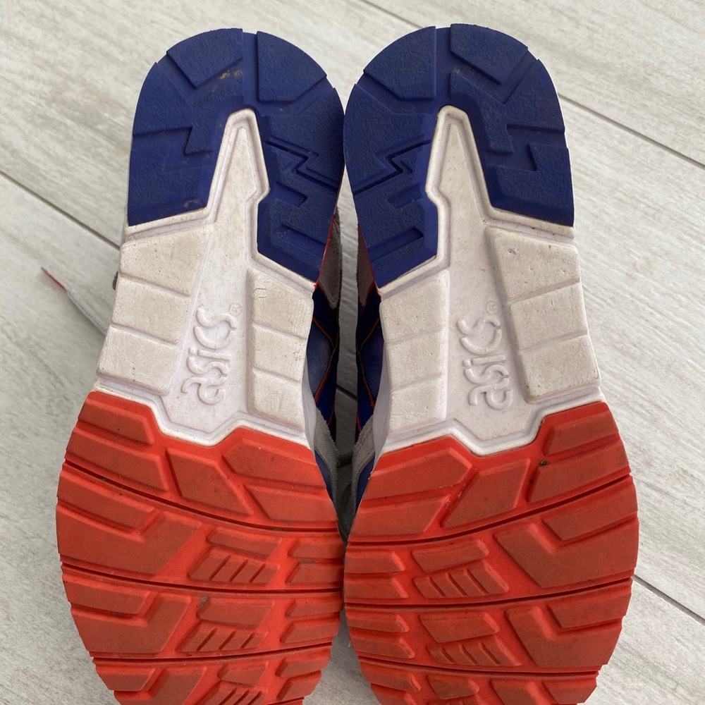 ASICS sneakers - Picture 4 of 5
